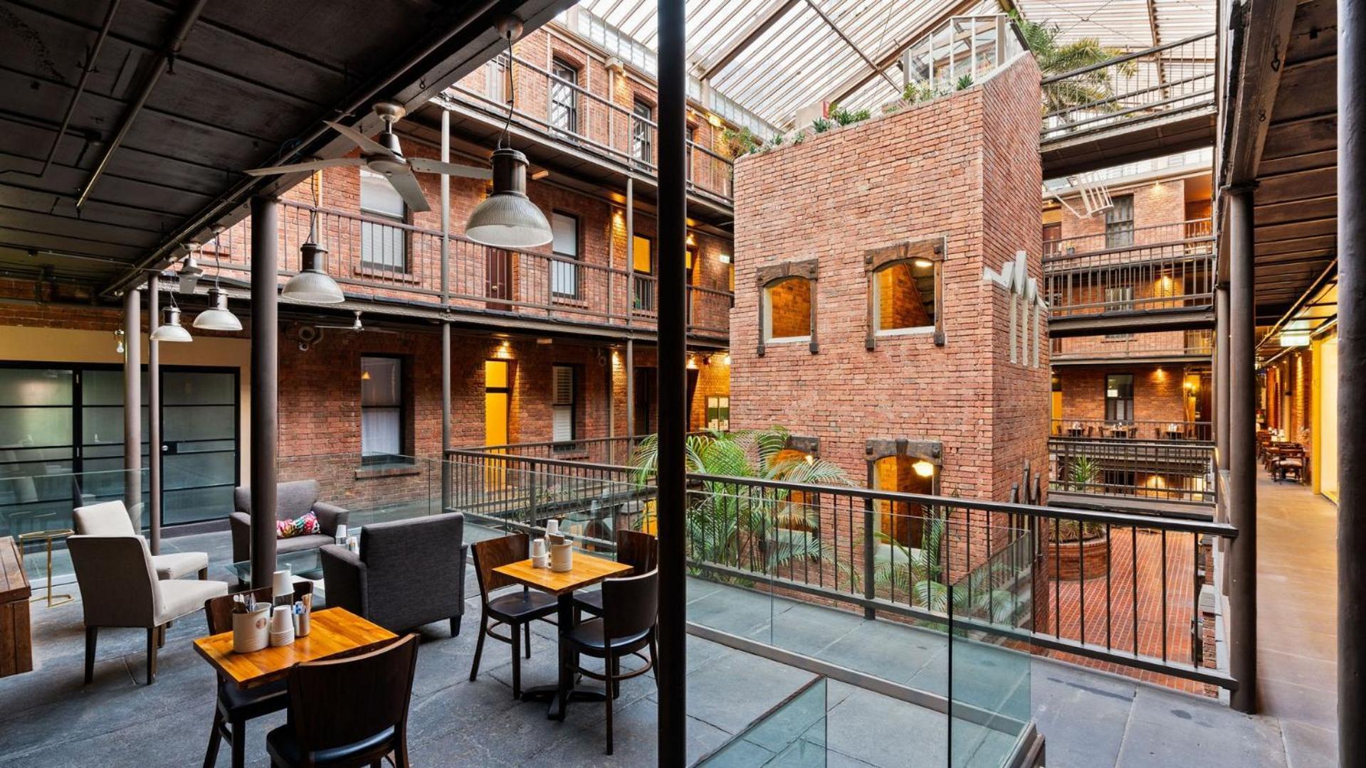 Gordon House Apartments — Photos 1